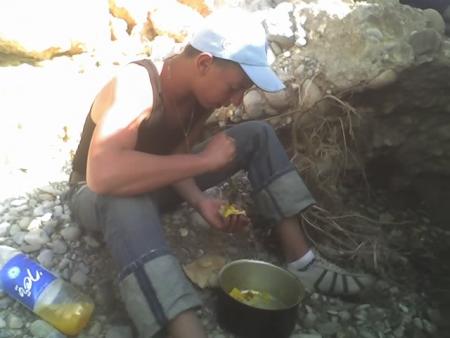 je mange  !! l gamila